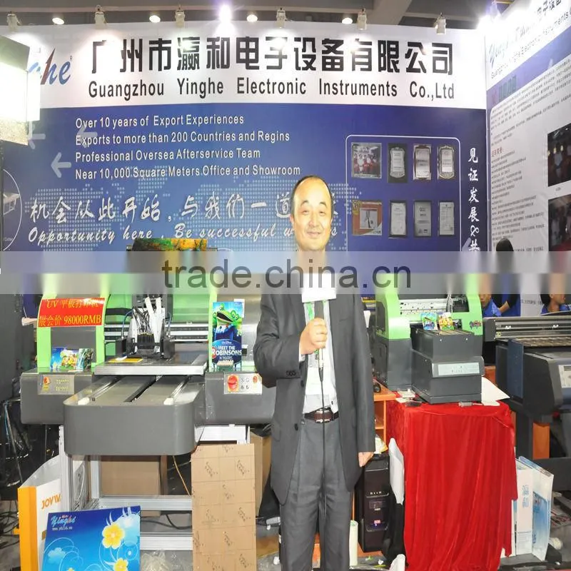 Color vinyl cutting plotter distributor in Guangzhou cutter cutting plotter