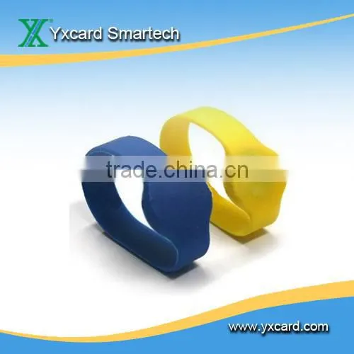 IC 125KHz nominal RFID Wrist band