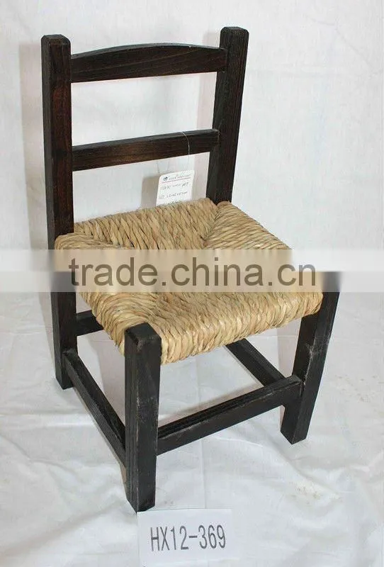 Vantigue wooden chairs for children
