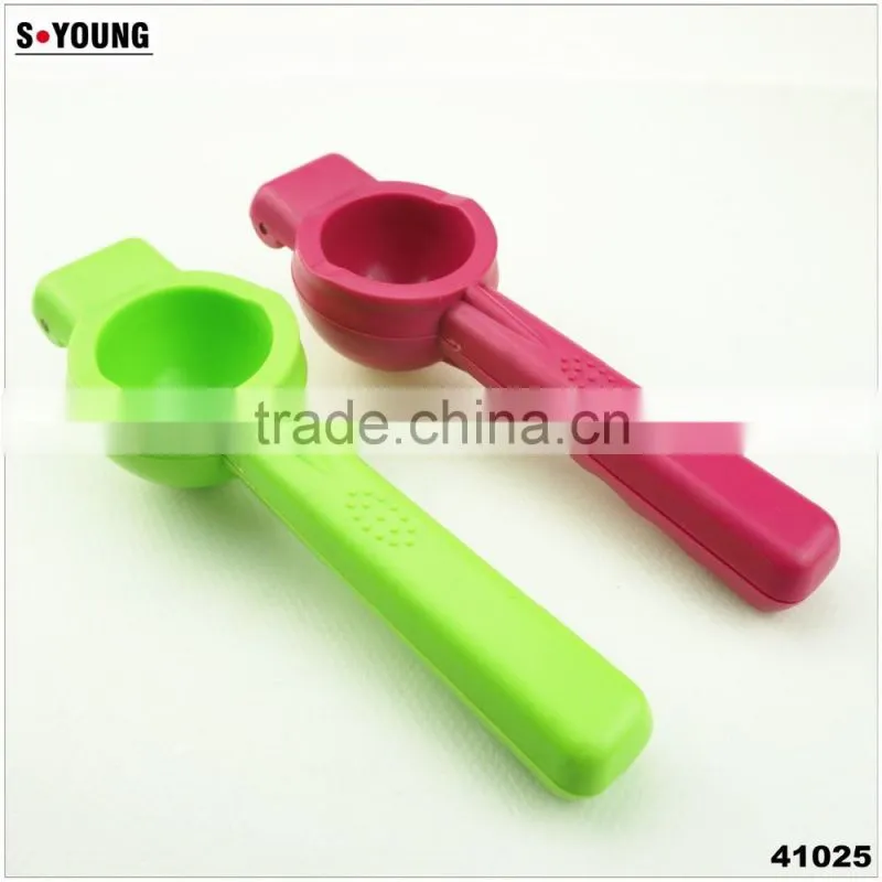 41025 Lemon and Lime Juice Squeezer