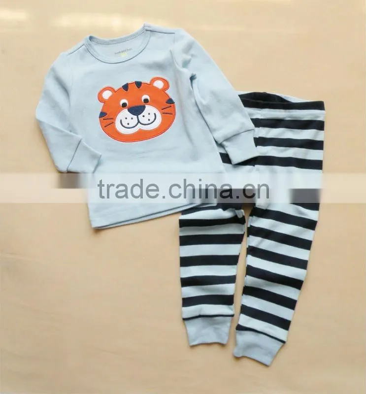 2011 autumn baby clothes set 100% cotton embroider pajamas