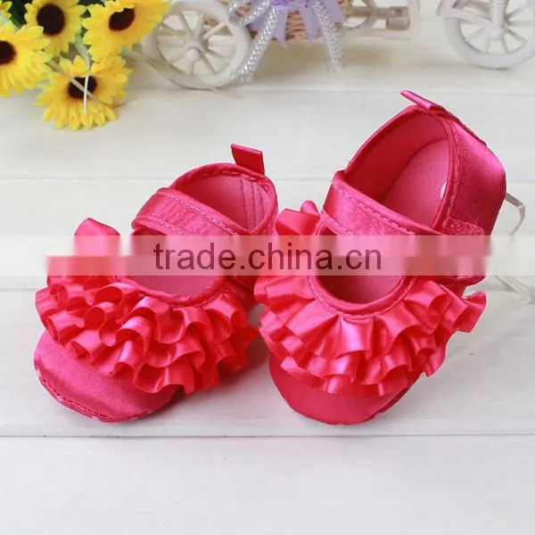 pretty infant baby girl shoes with red flower