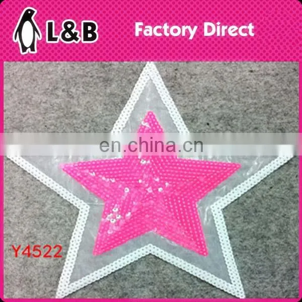 colored fashionable cute patches embroidered patches