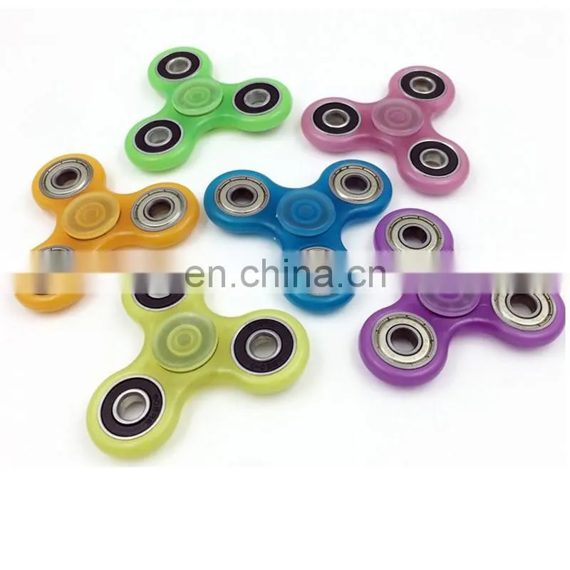 Wholesale 2017 Hot Selling plastic Finger Toy Fidget Spinner Hand Spinner