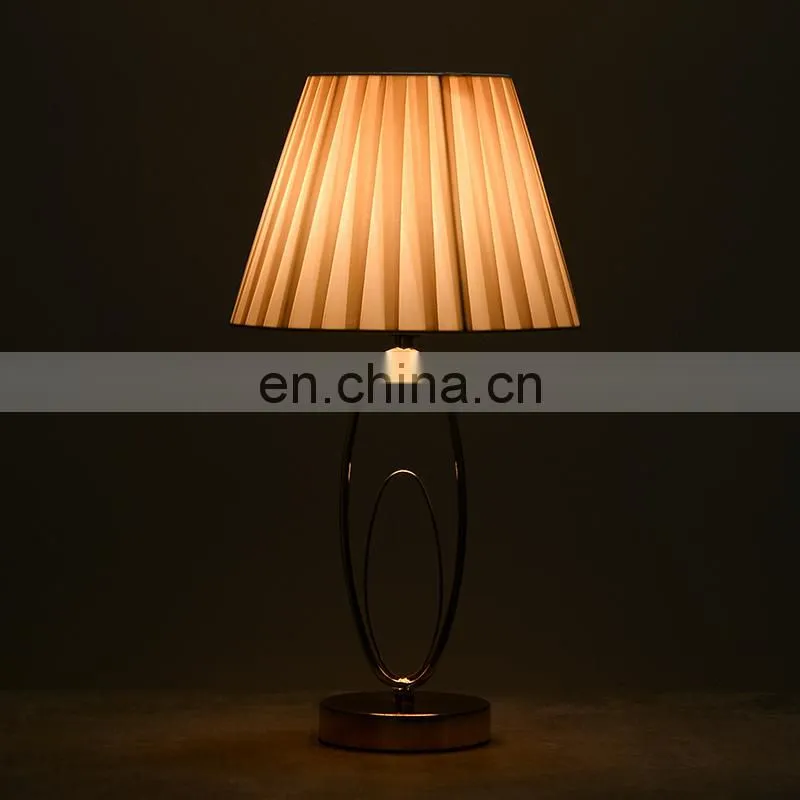 2019 new design and modern metal table lamp for indoor room