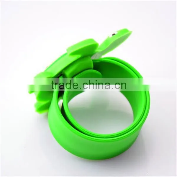 2015 new product digital cartoon watch