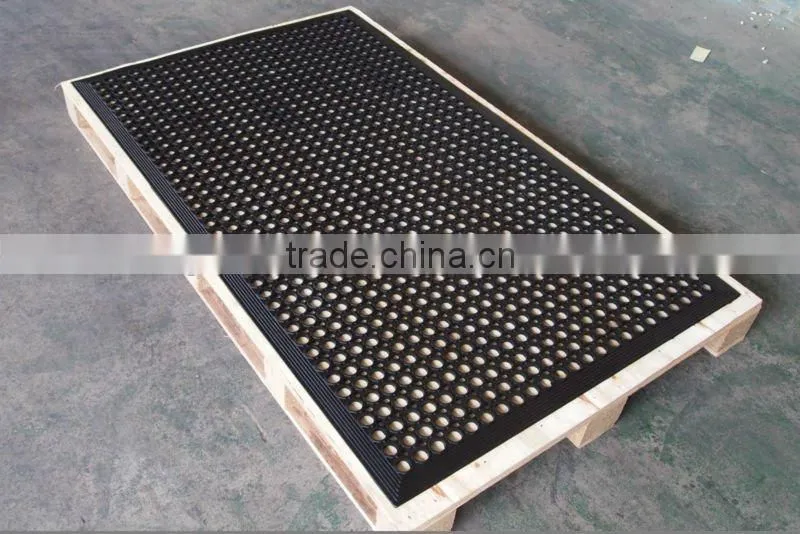 Comfortable workplace rubber mat