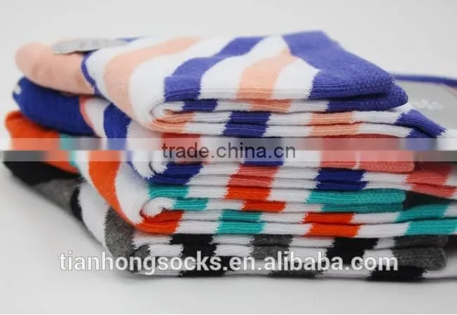 Diagonal striped women cotton socks OEM socks