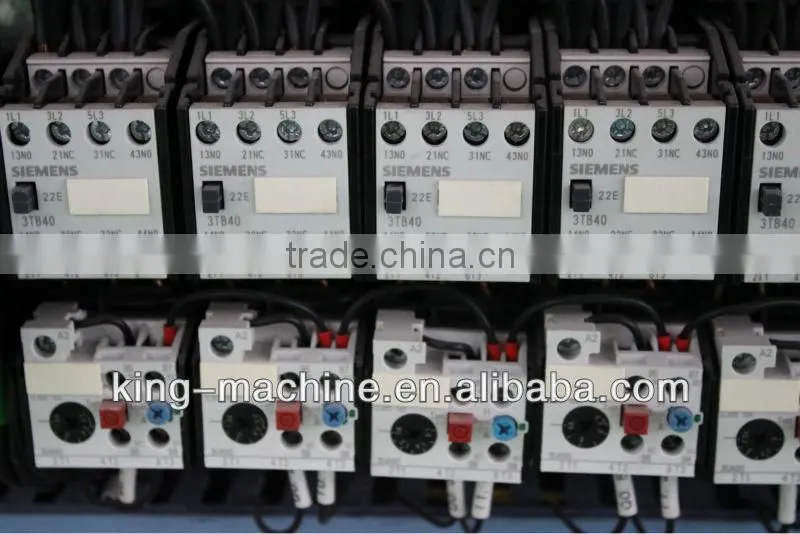 Automatic Alcohol Bottle Filling Machine