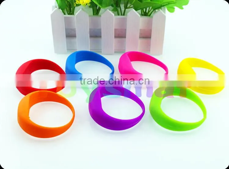 LED silicon bracelet parties party supplies gifts & crafts