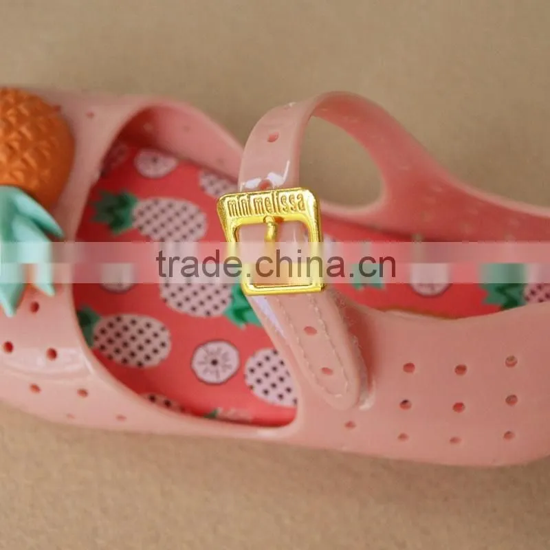2016 Cute pineapple jelly shoes heel jelly shoes cool Korean summer soft bottom girls sandals