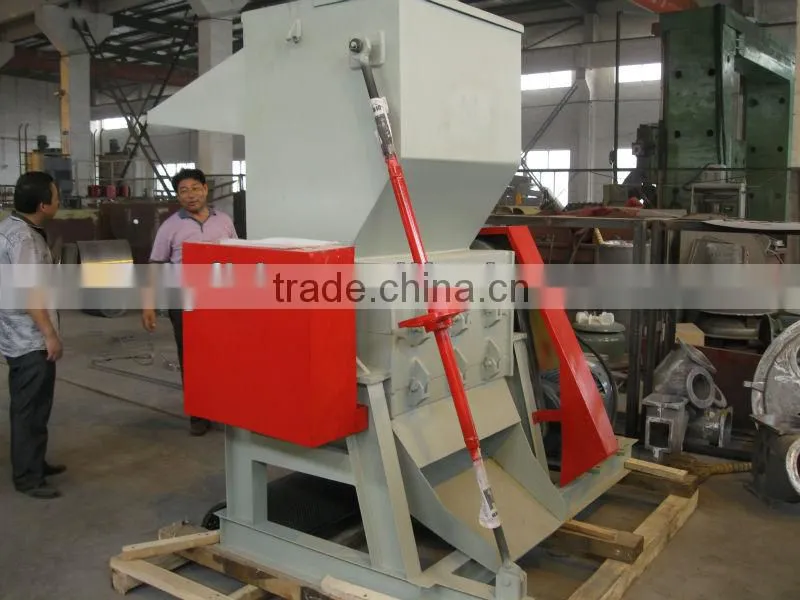 Plastic pet bottle grinder machine