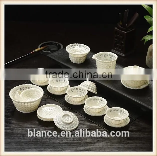 Porcelain Ceramic Type tea set in gaiwan design for cups with sauser