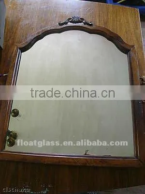Irregular shaped mirror