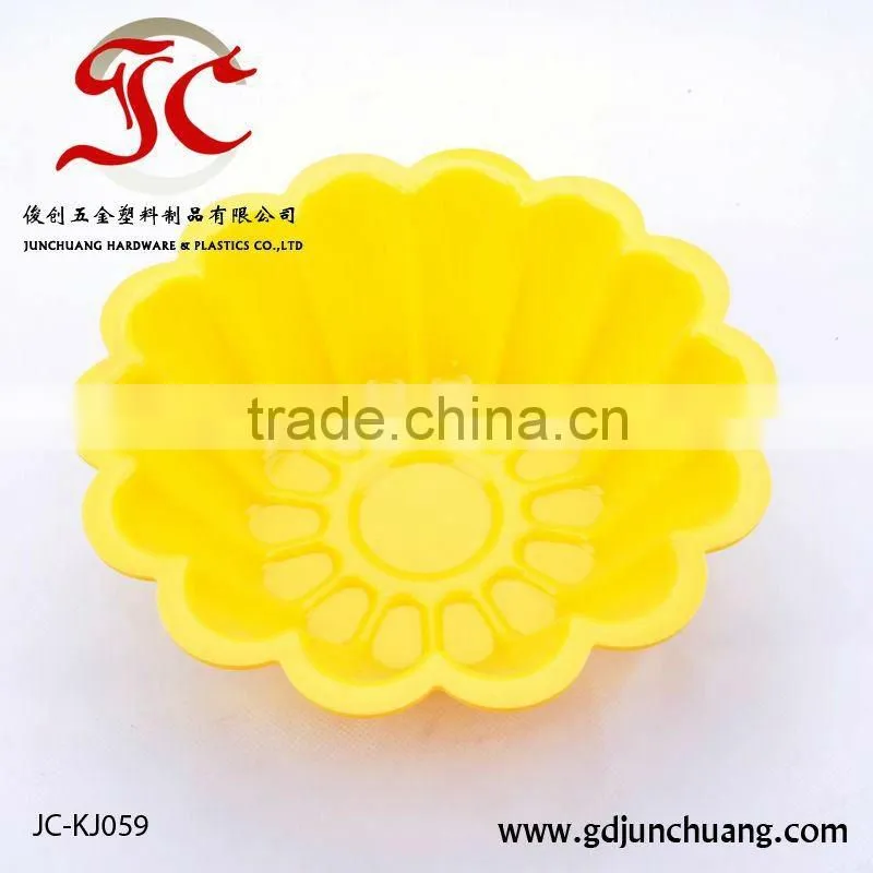 Most popular cake plate baking utensils
