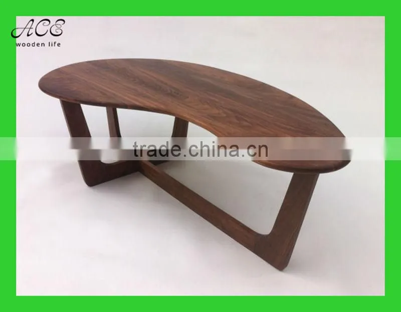 Mid Century Modern walnut Coffee Table