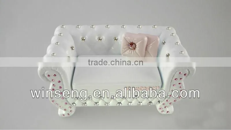 Wholesale Polyresin Decorative Sofa Jewelry Box with Swarovski Crystals
