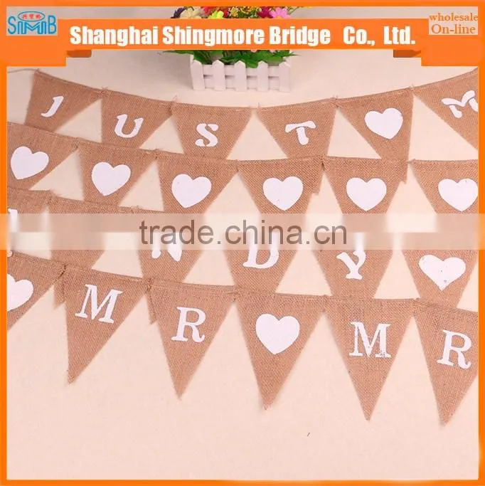 cheap wholesale high quality triangle pennant flag