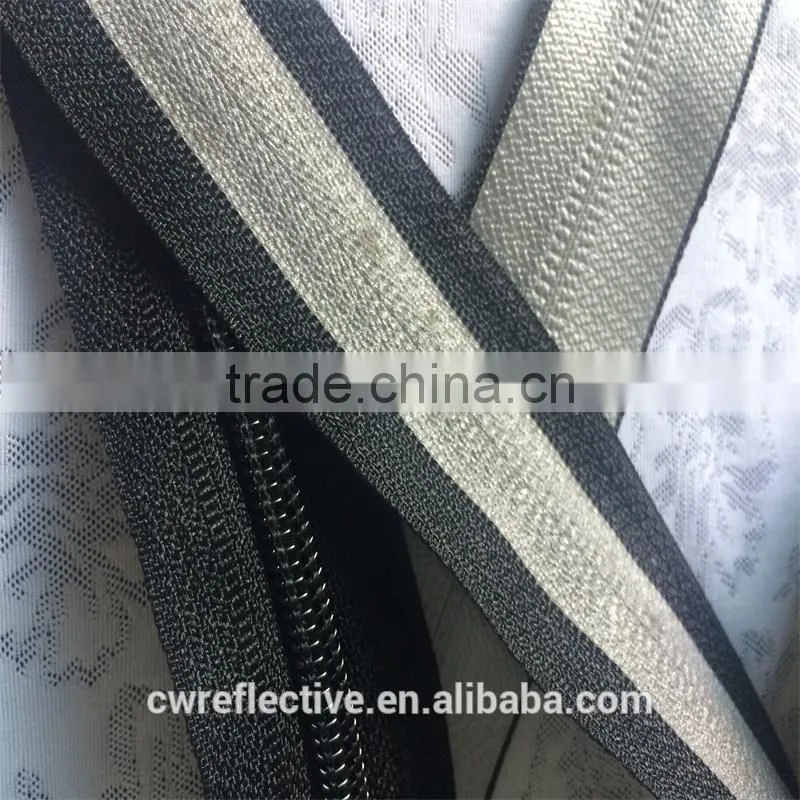 Cheap EN471 flash glitter 100%nylon reflective zipper for jackets