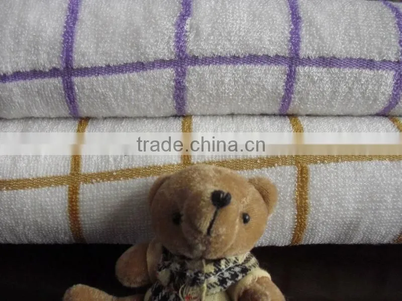 70% Bamboo 30% Cotton Antibacterial Checkered Hand Towel