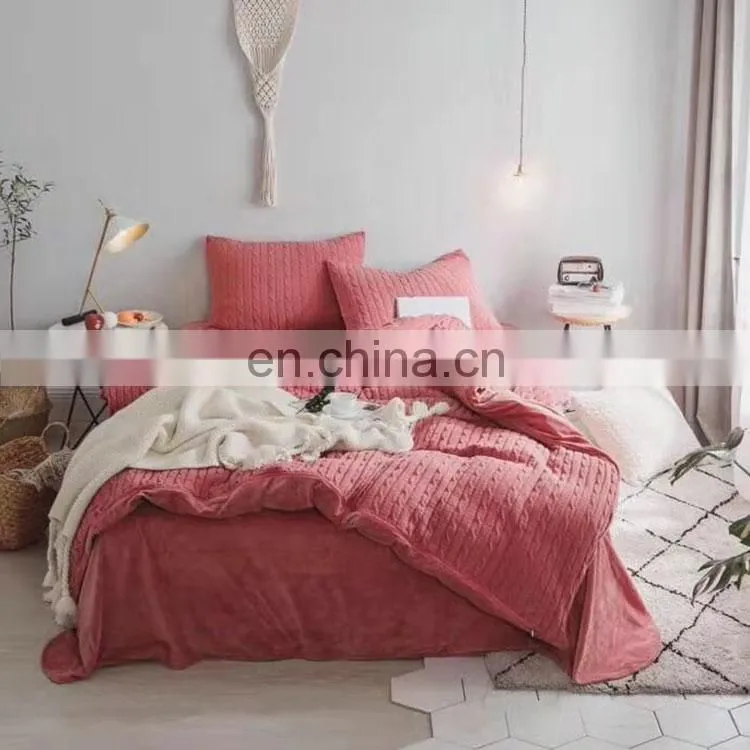 Decorative Warm Knitted Chenille Comforter Set Bedding