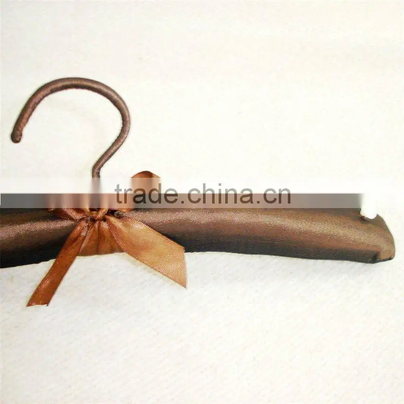 JN278 best selling satin padded hanger for coats