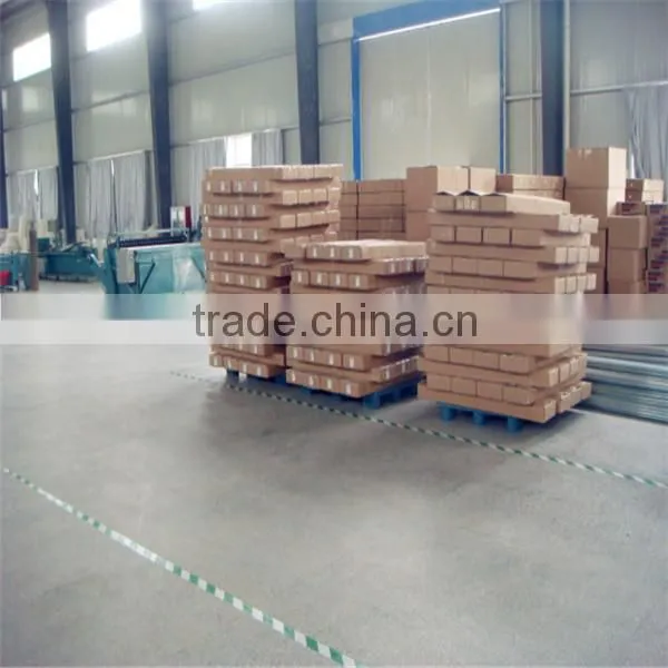 Wooden handle long bristles flat brush