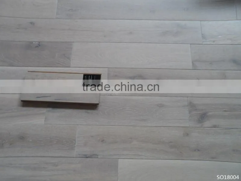 New Design Click Oak Solid wood Flooring