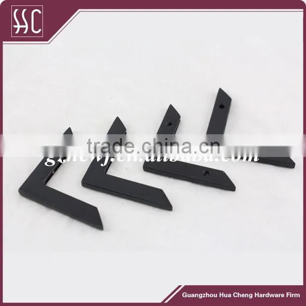 high quality black metal bag corner