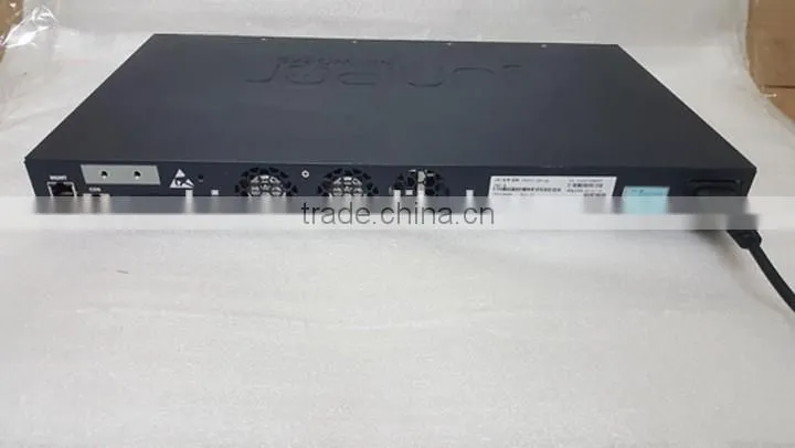 EX3400-48T EX3400 48-port 10/100/1000BASE-T, 4 x 1/10GbE SFP/SFP+, 2 x 40GbE QSFP+, redundant fans, front-to-back airflow