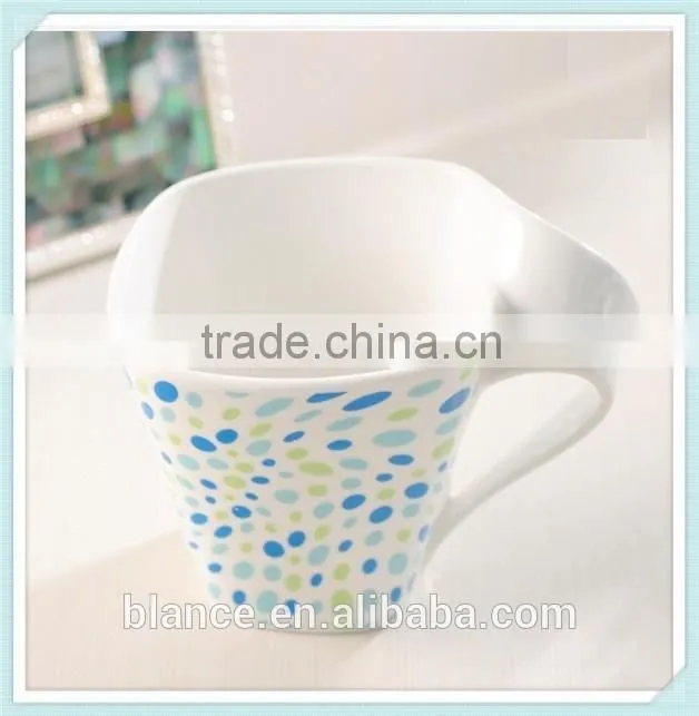 ceramic oblique mug with different horizontal rim coffee cup