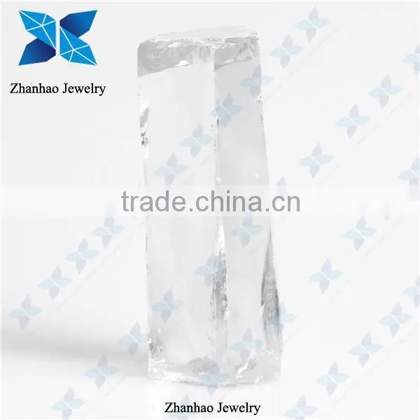 Raw semiprecious materials stone for synthetic gems