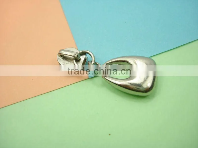 simple style low price metal zipper slider z-016