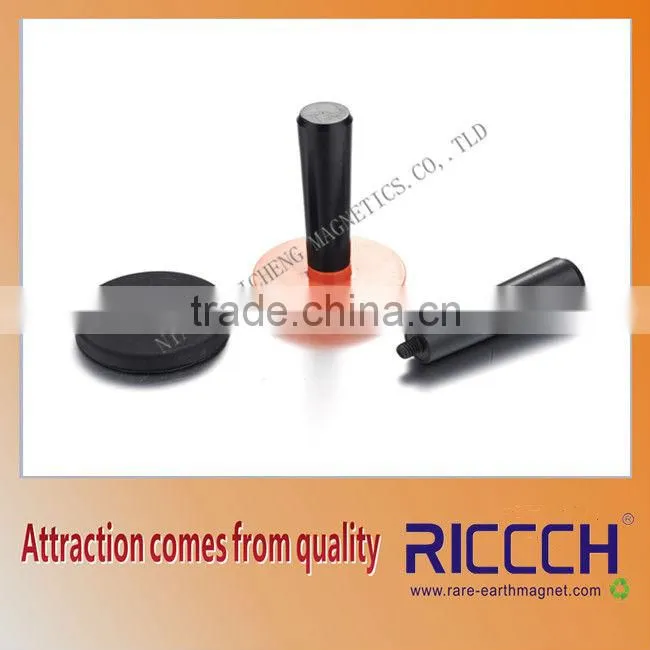 Rubber coated holding magnet