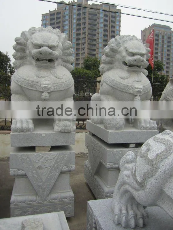lion stone sculpture