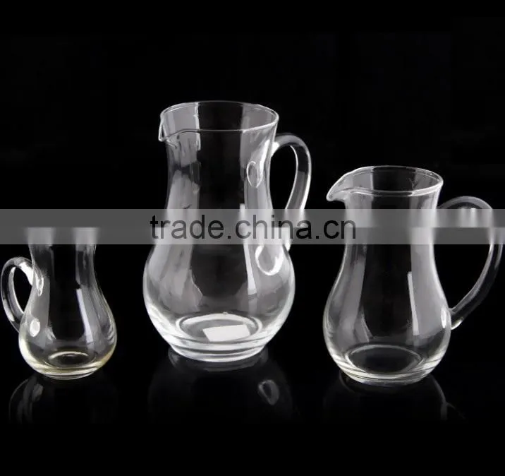 Shanghai new world vintage glass wine pot