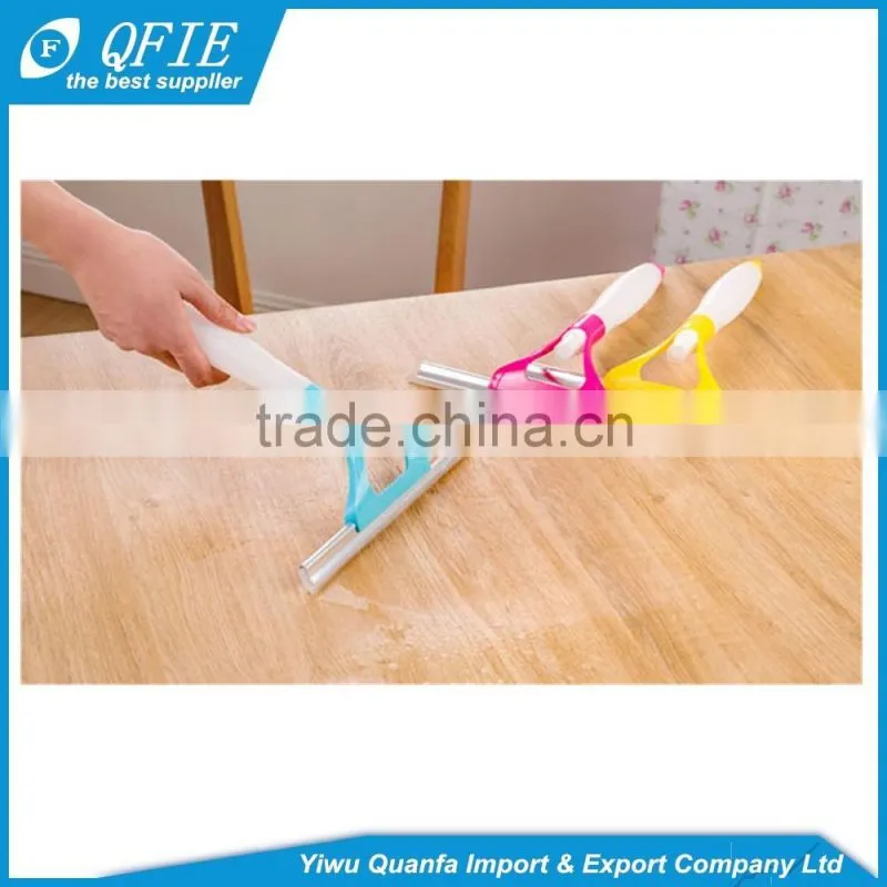 Wholesale household wall cleaning brush with long telescopic metal stick