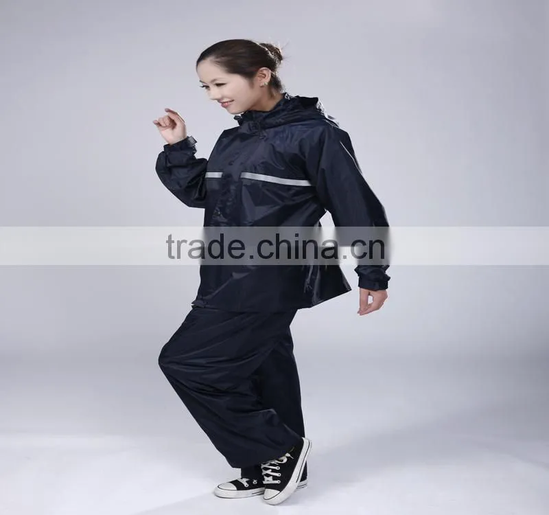 YANLI 100%waterproof,190T polyester fabric adults raincoat reflective stpire raincoats