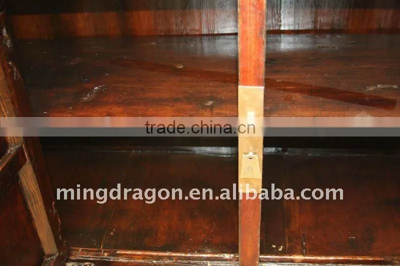 Chinese Antique Beautiful Hand painted Cabinet