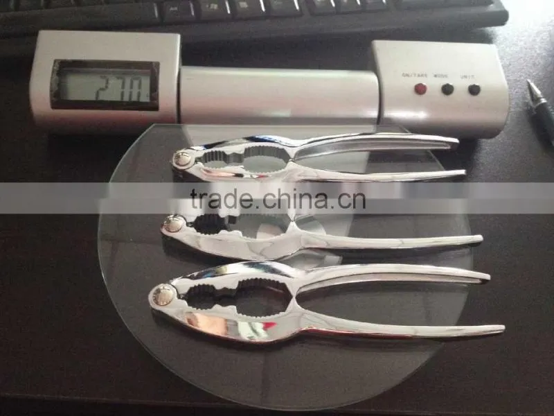 Nut cracker,kitchen ware,kitchen accessory