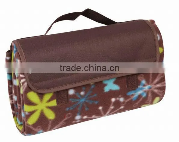 Folding Up Waterproof Picnic Blanket
