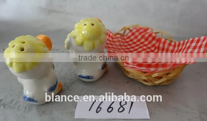 ceramic duck salt and pepper shaker with basket