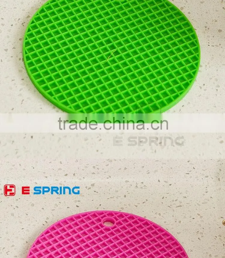 High quality Silicone hot pad/heat resistant silicone mat/silicone coaster