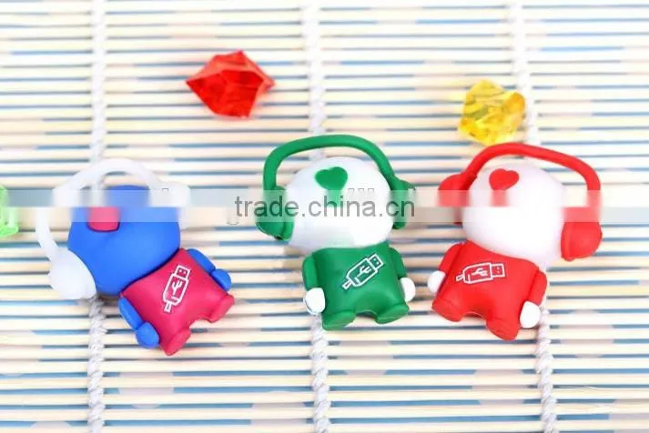 Wholesale creative PVC soft plastic shell theme football World Cup usd flash drives