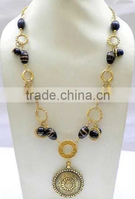 Fashion necklace