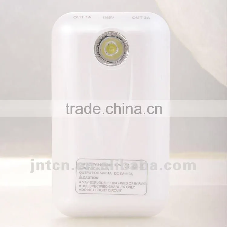 8400mAh!!!Emergency business power charger MP017 -for cell phone/PSP/Galaxy tab/MP5/Bluetooth/other digital device _ 4400
