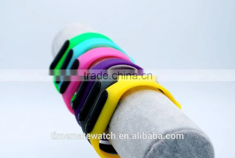 Unisex LED Watch Date Sports Bracelet Digital Wrist Watch