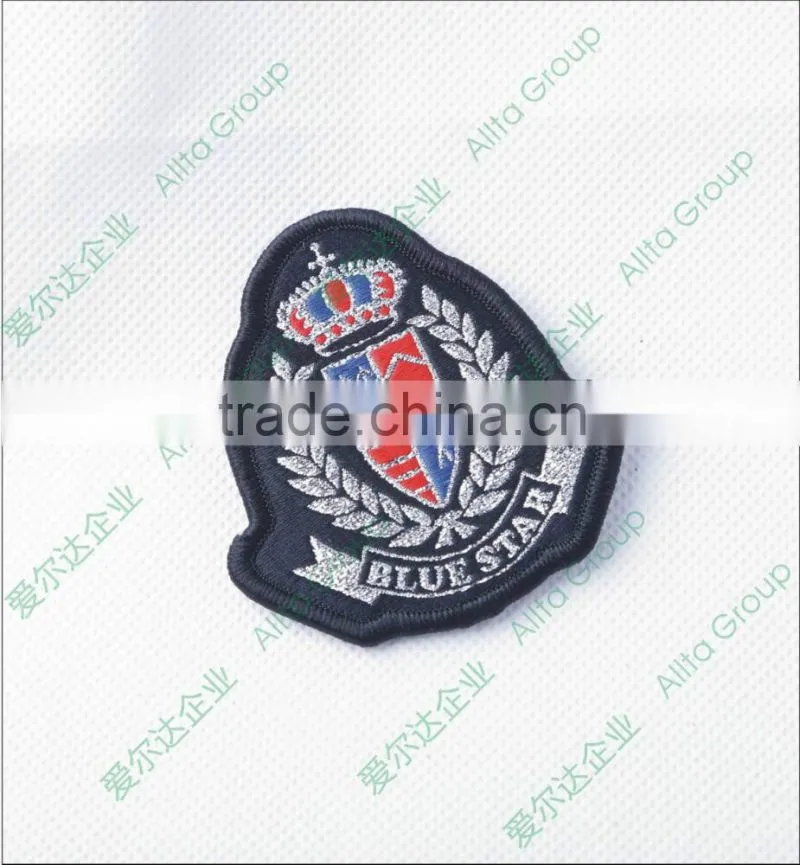 China cheap custom gold bullion embroidered patches