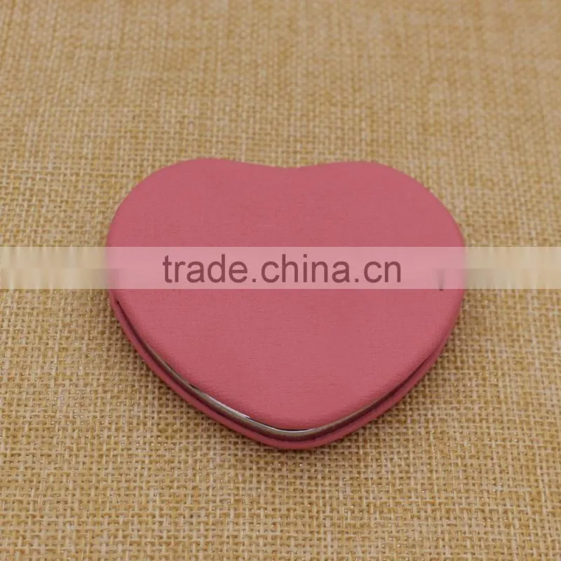 Customized Beautiful leather heart shape pink compact mirror