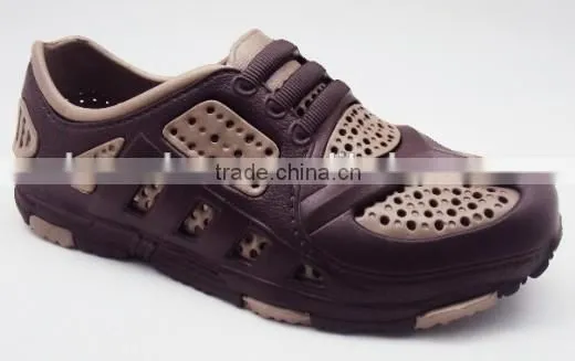 New Sneaker/Sports Shoe Style EVA Clogs Garden Shoes for Men